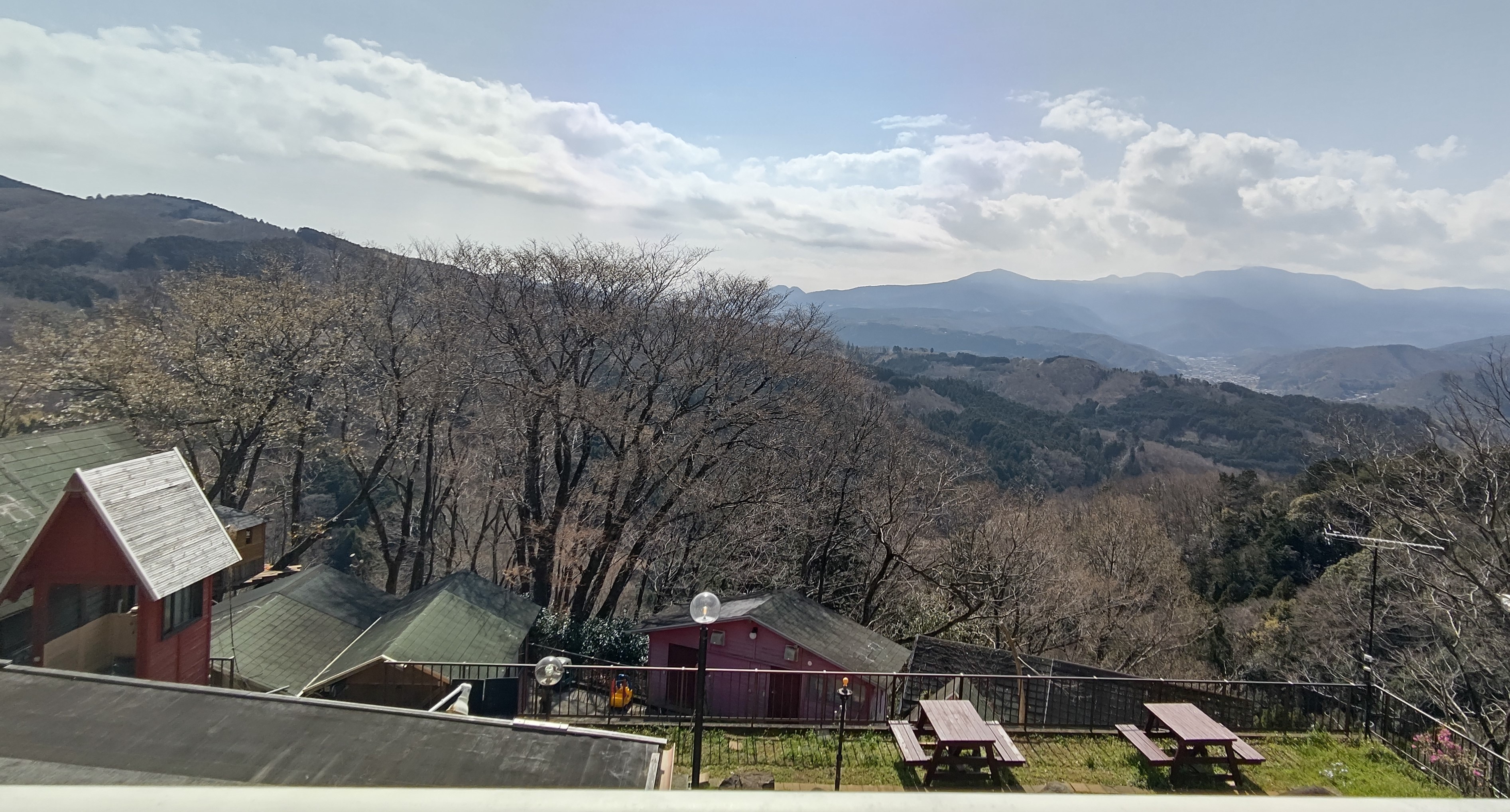 本館客室窓からの風景