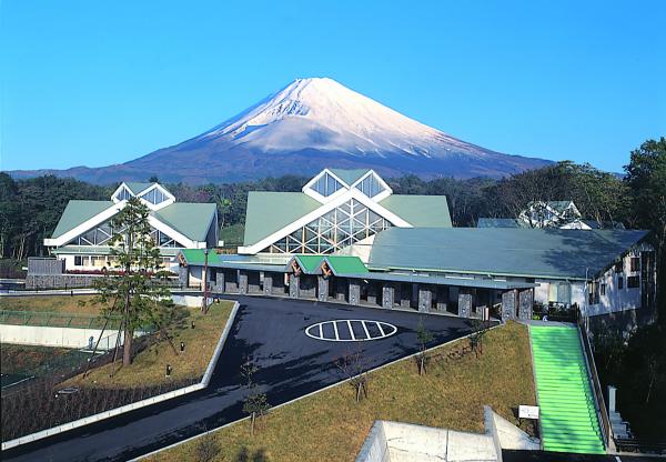 御殿場市御胎内温泉健康センター(全景)