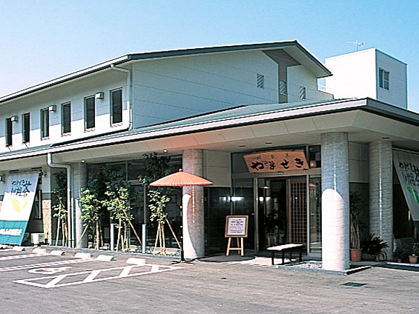 (株)山関園製茶に隣接した直販店！
