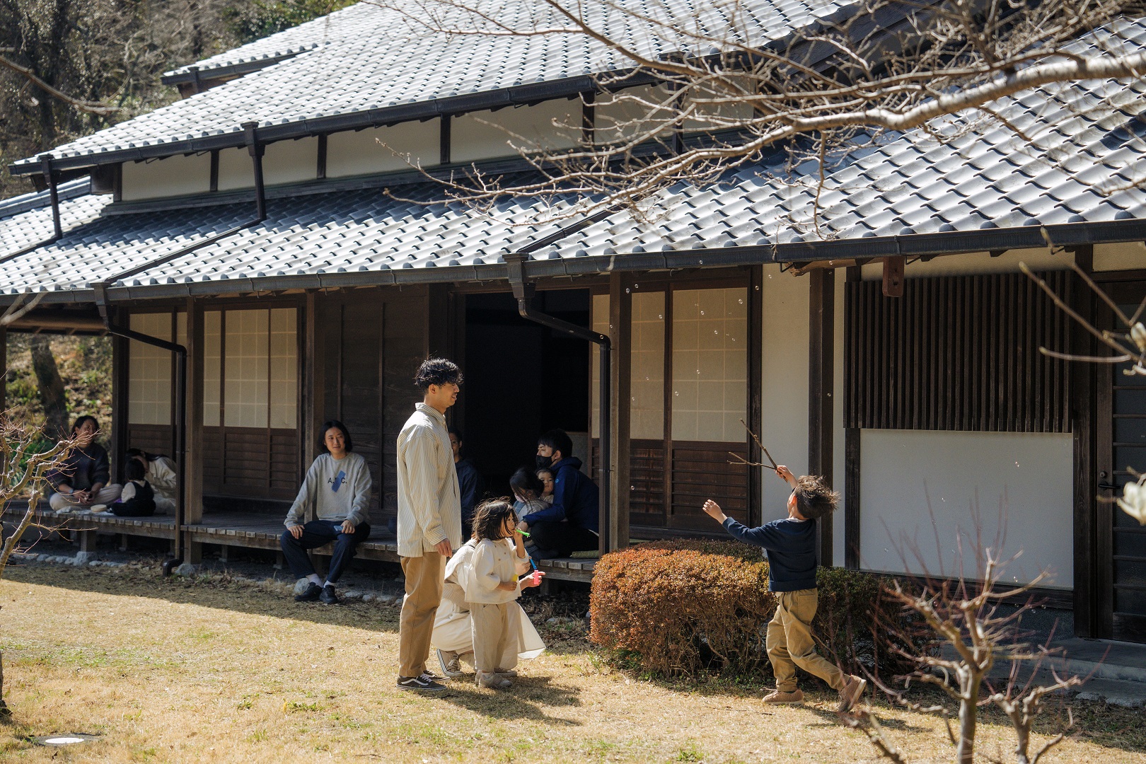 お子様からご年配の方まで思い思いの時間をお過ごしください。