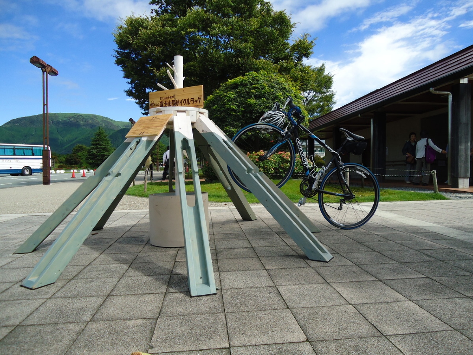 富士山型サイクルラック