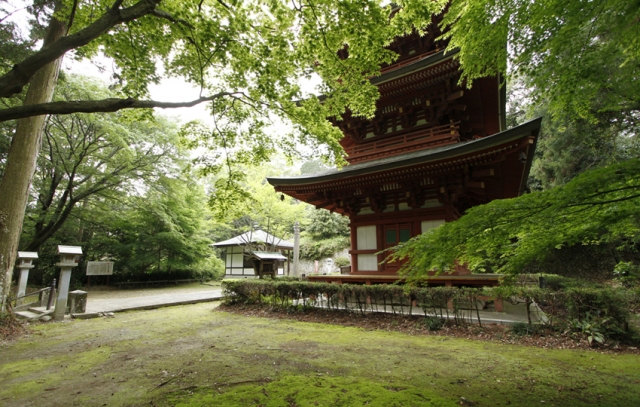 油山寺　三重塔