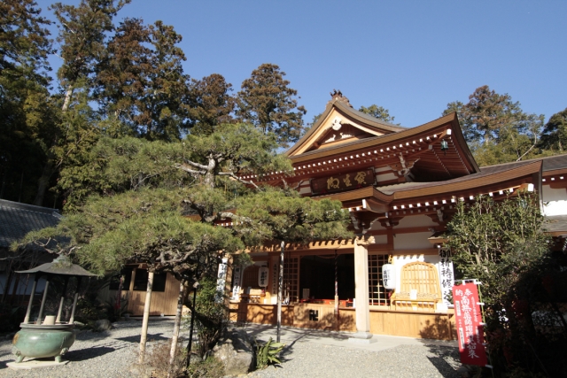 油山寺　宝生殿