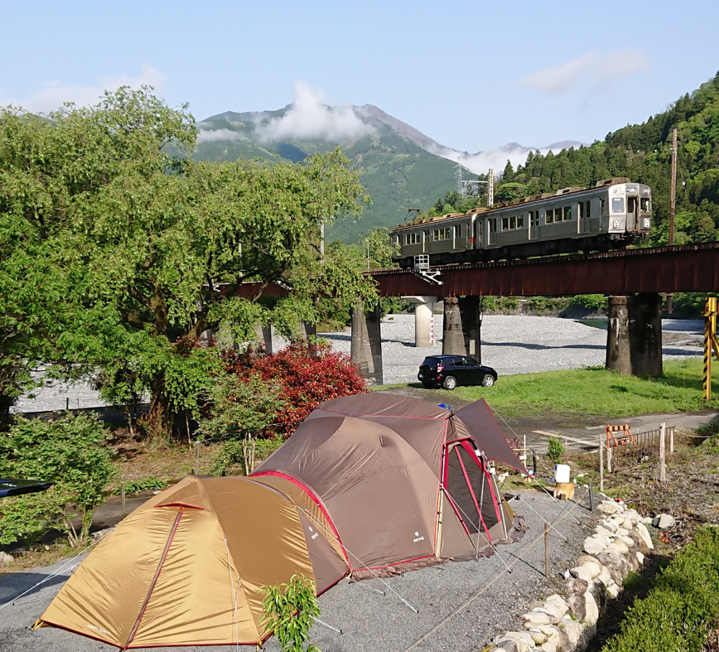 鉄橋の杜キャンプ場画像2