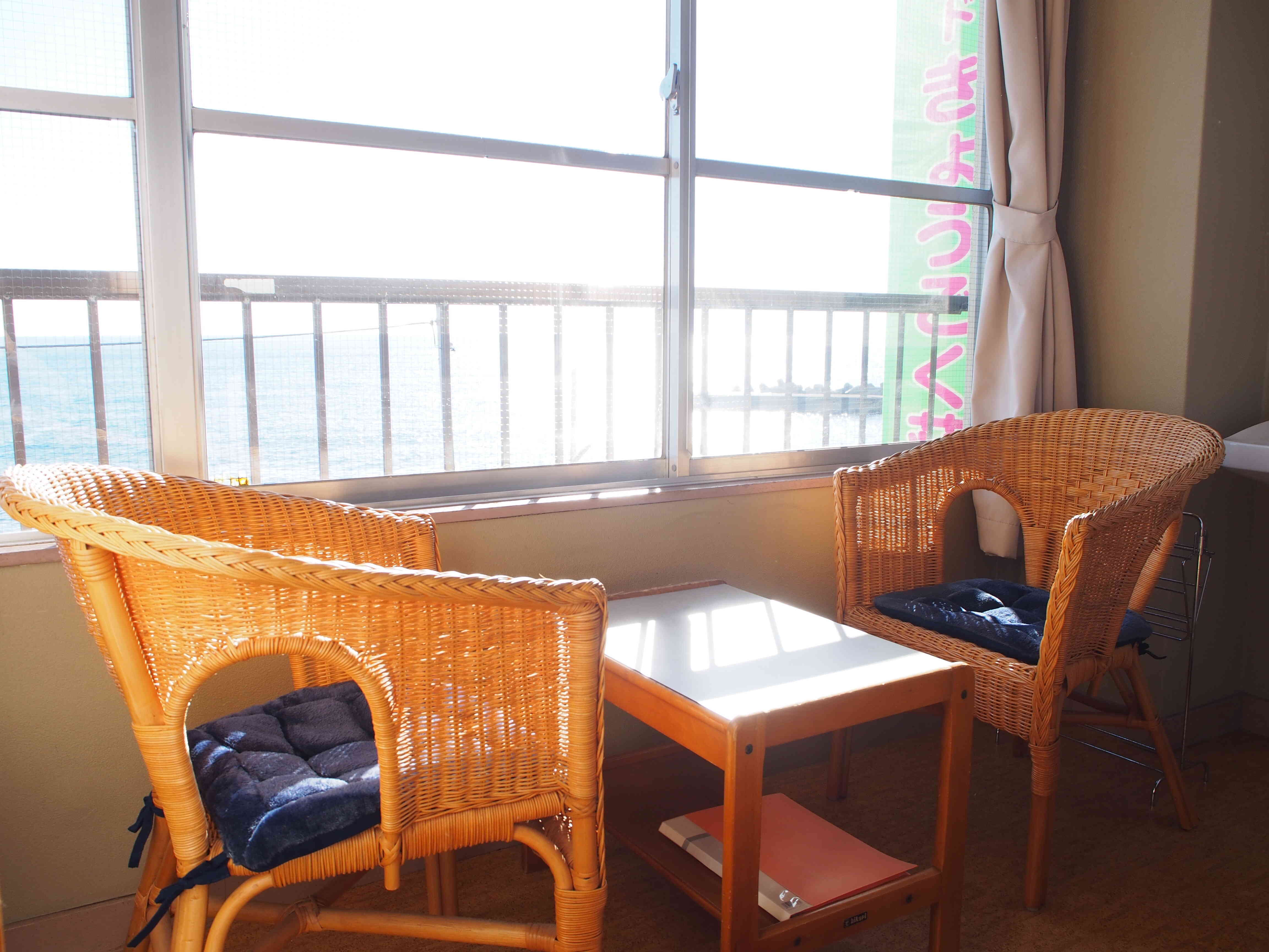 お部屋は全部屋海に面しております。