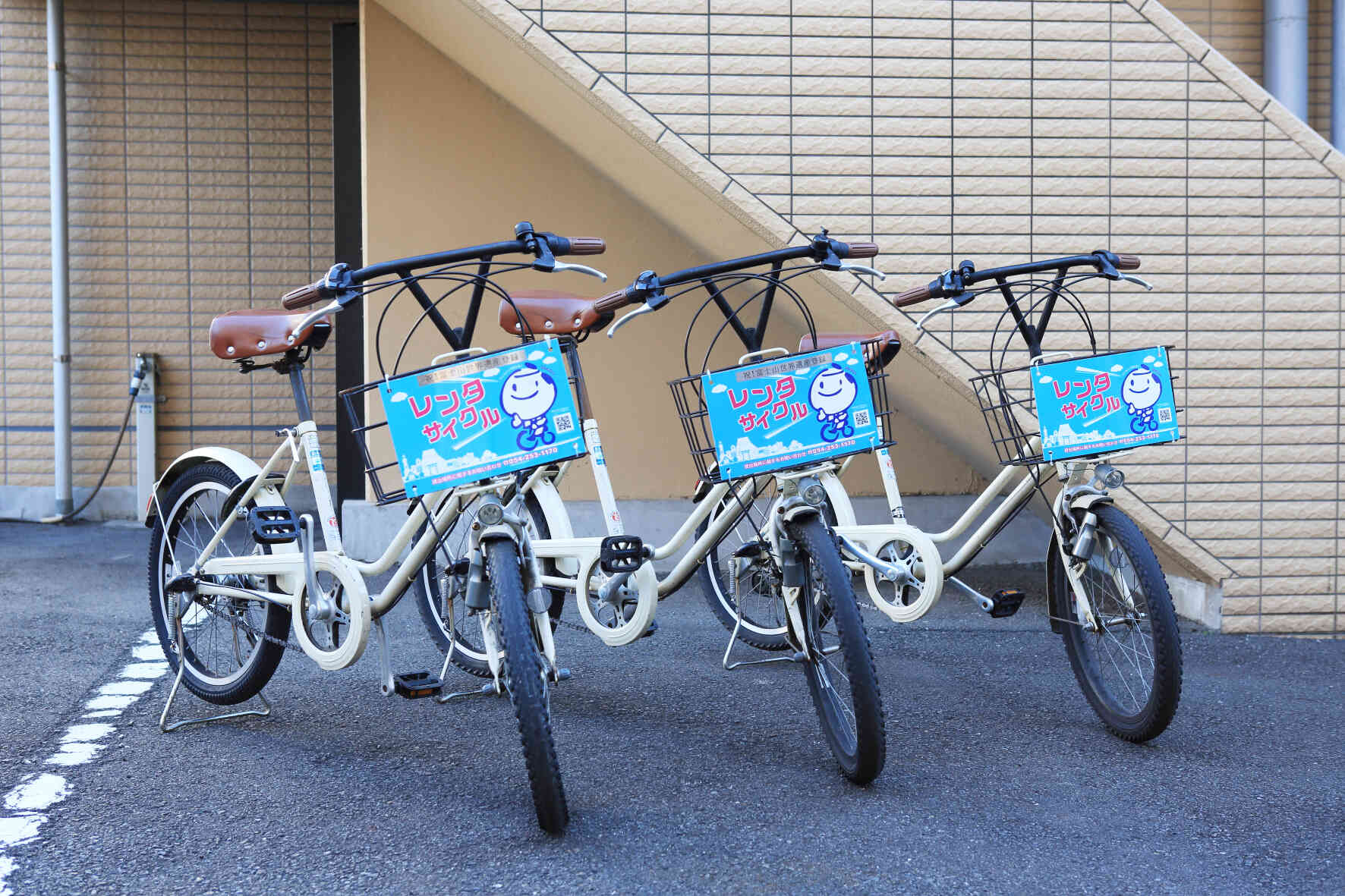 レンタサイクル(台数に限り有り)貸し出しございます。