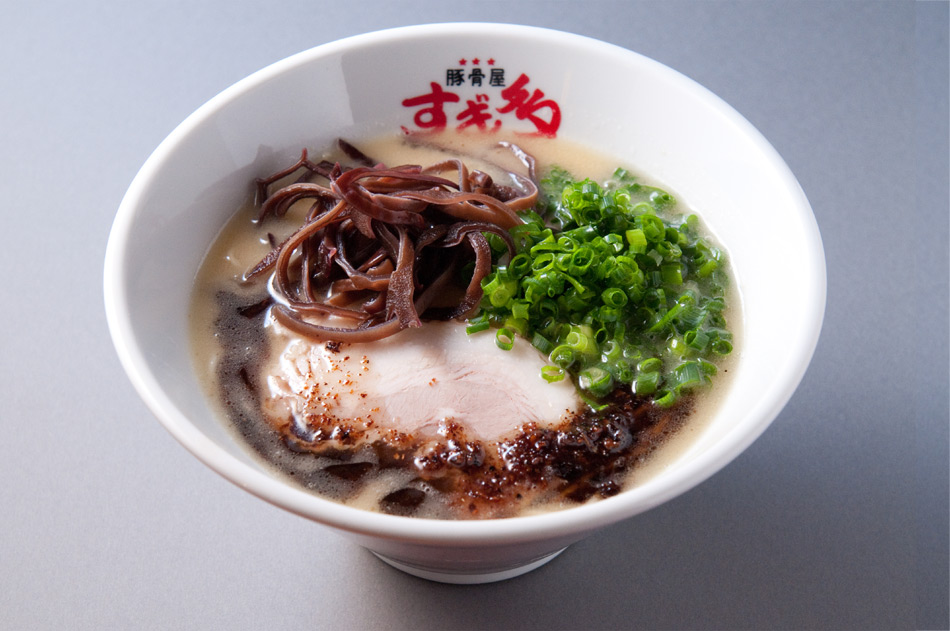 麺屋すぎ多の豚骨ラーメン