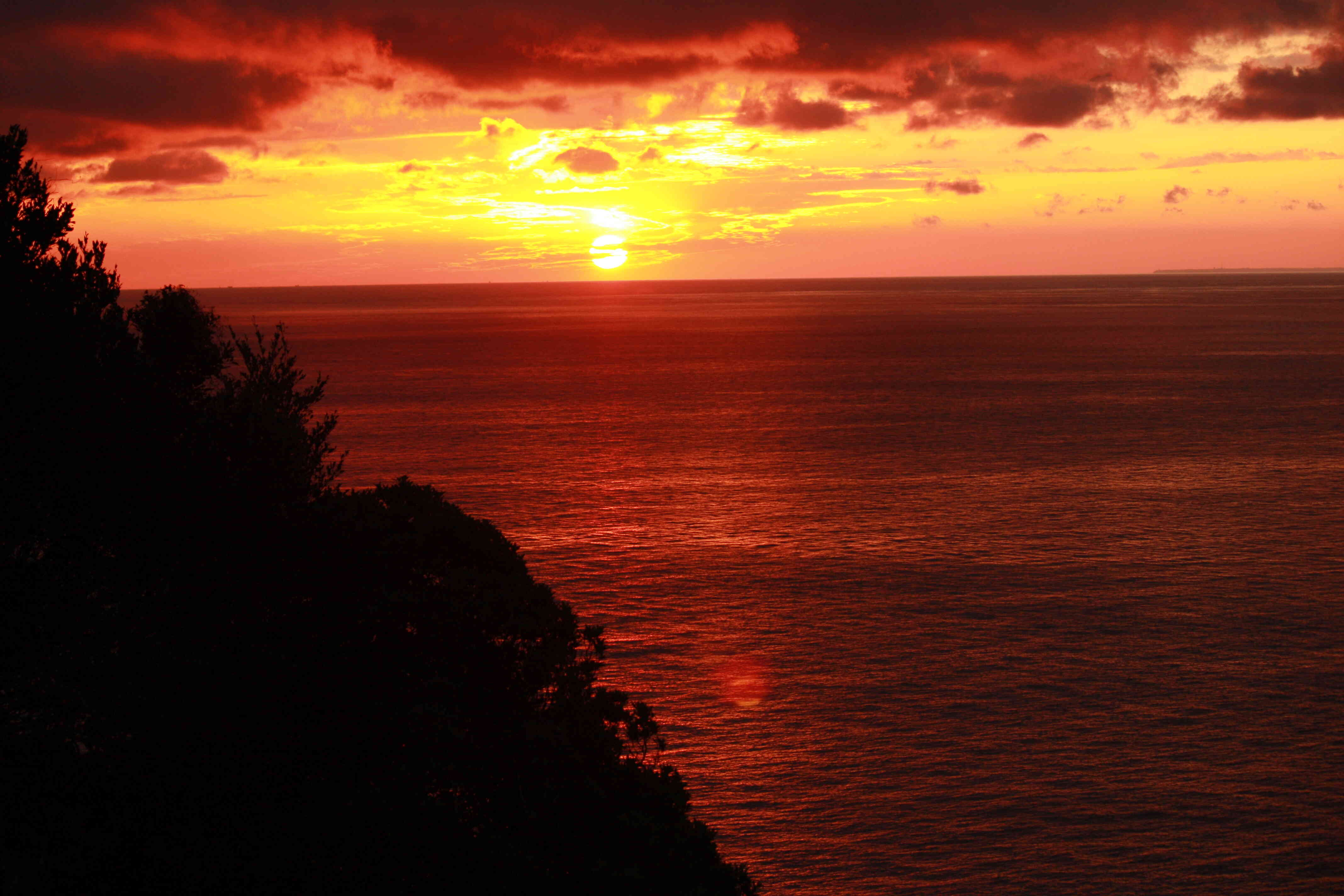 駿河湾に沈む夕陽