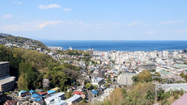 伊東の街並みと相模湾を見下ろす眺望！