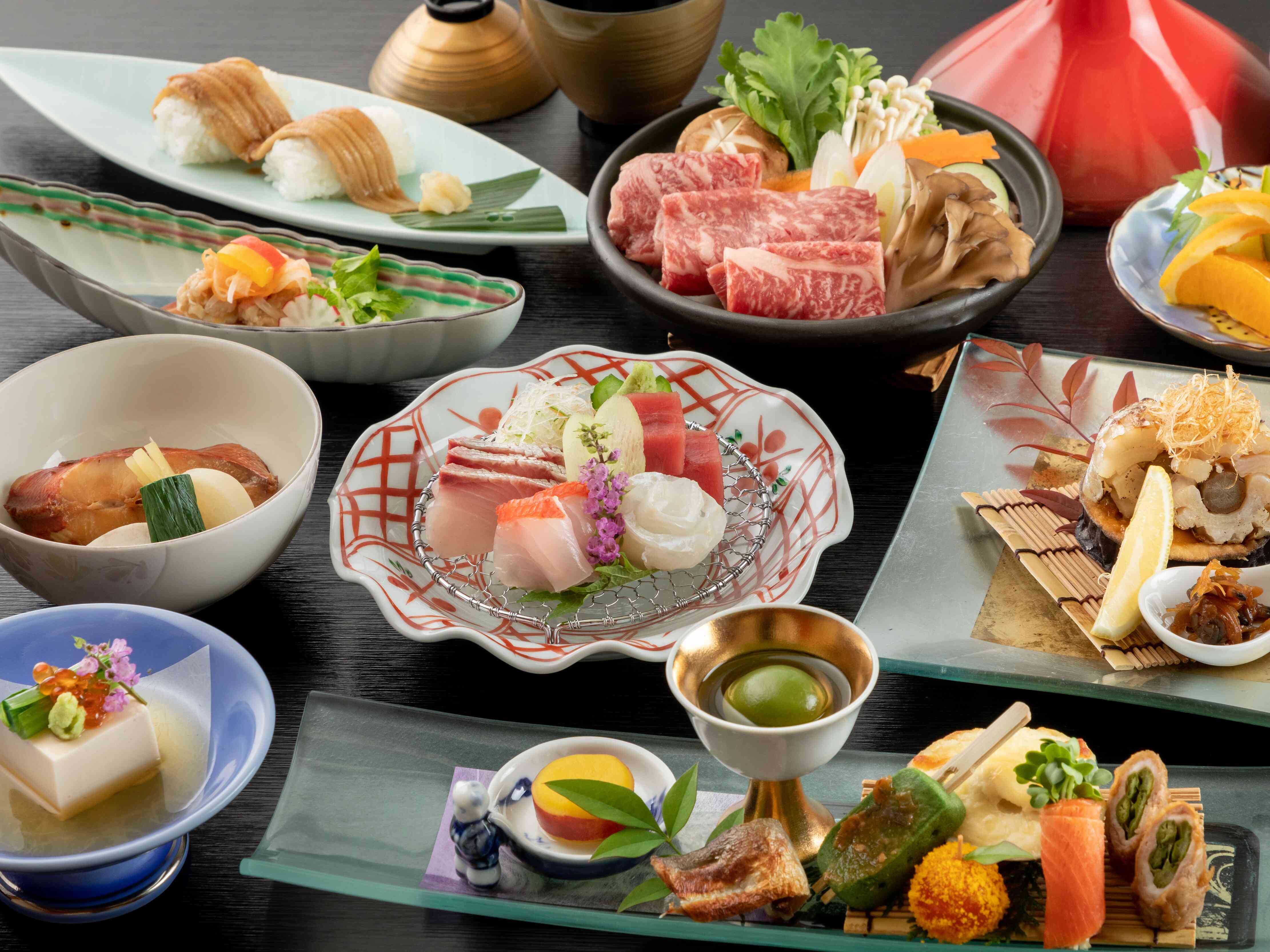 伊豆の海の幸と季節の旬な食材を使用したスタンダード会席料理です。