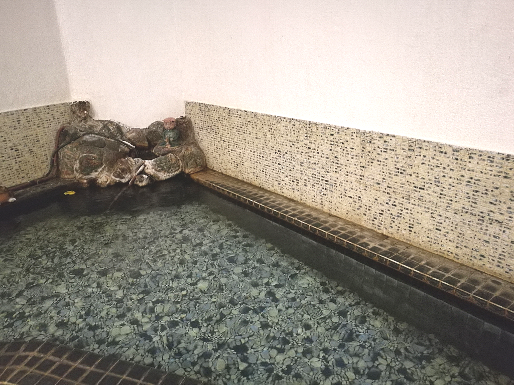 源泉かけ流し風呂