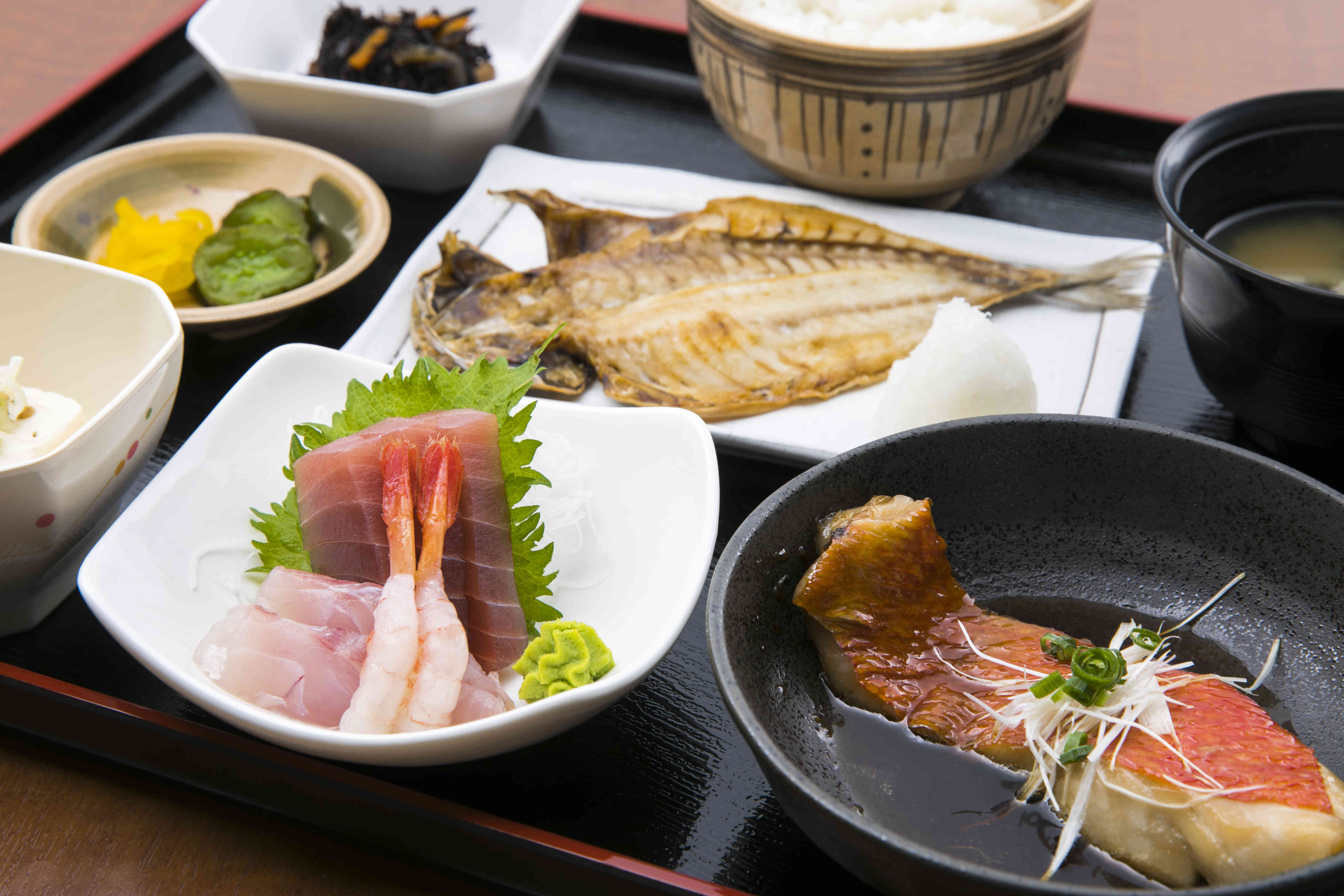 大人気ばんばん膳