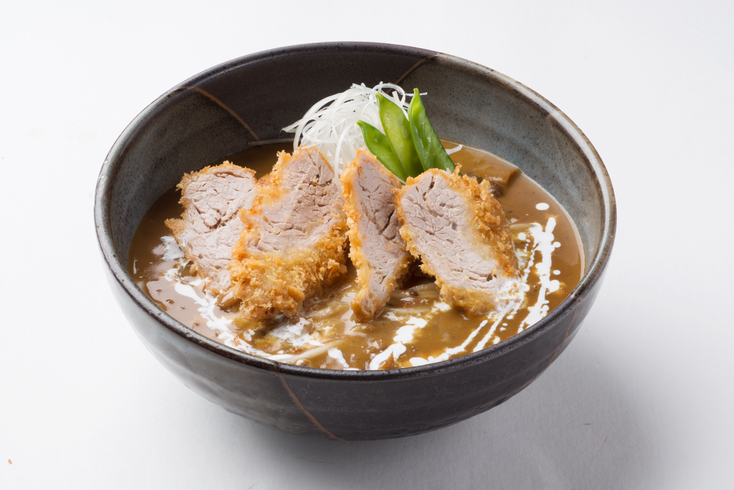 3日間かけてじっくり作ったカレーうどんをヒレカツと一緒に♪
