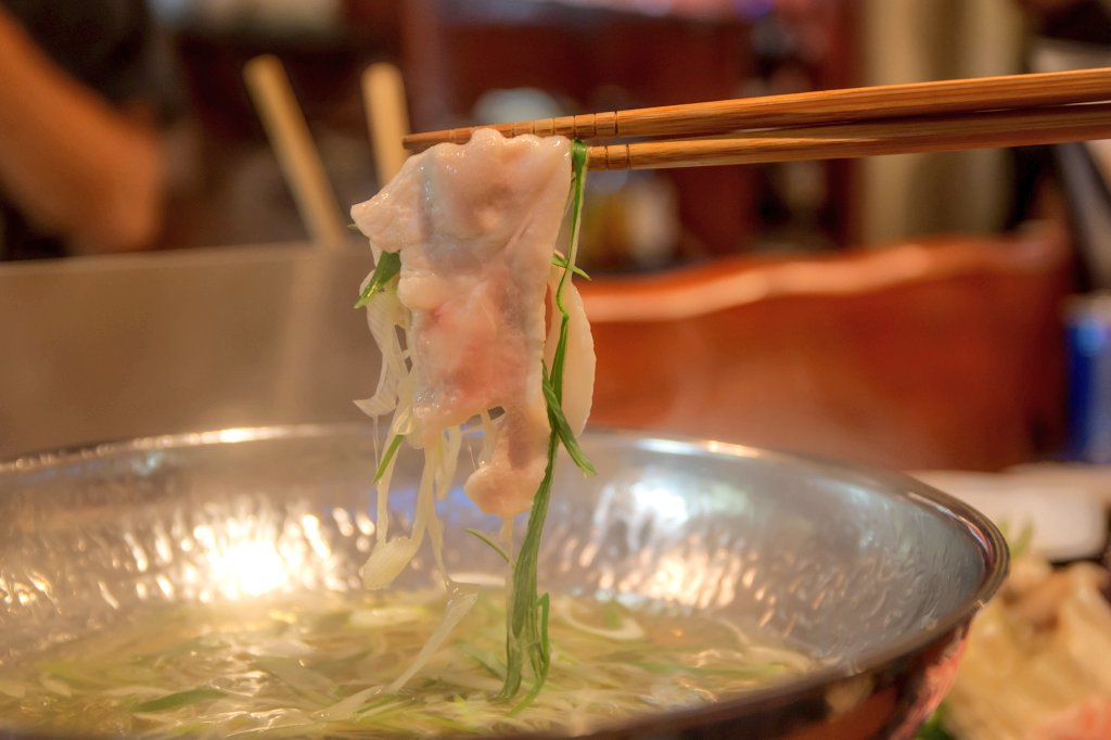 ヨーグル豚を使った黄金スープの豚しゃぶしゃぶ