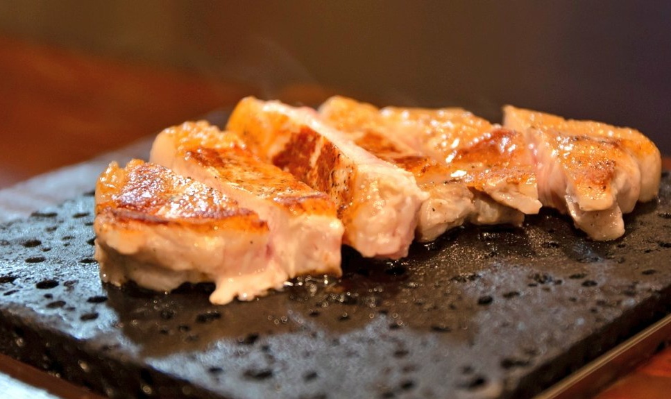 ヨーグル豚ロースステーキ