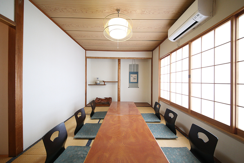 和室はご結納やお食い初めなど、プライベートなご利用に適しています。