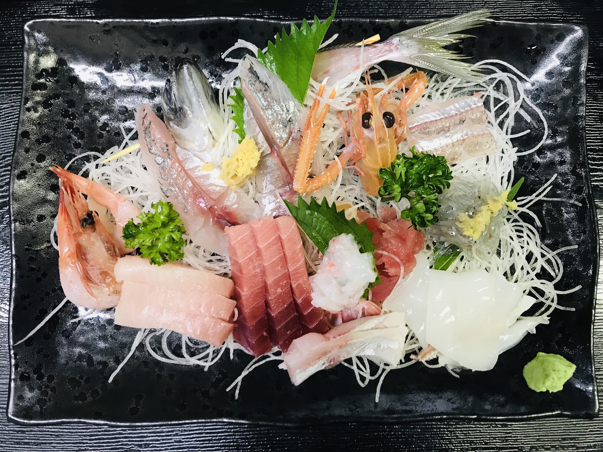 魚屋自慢の特上お刺身定食