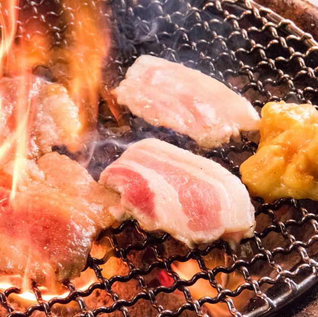 炭火で焼肉