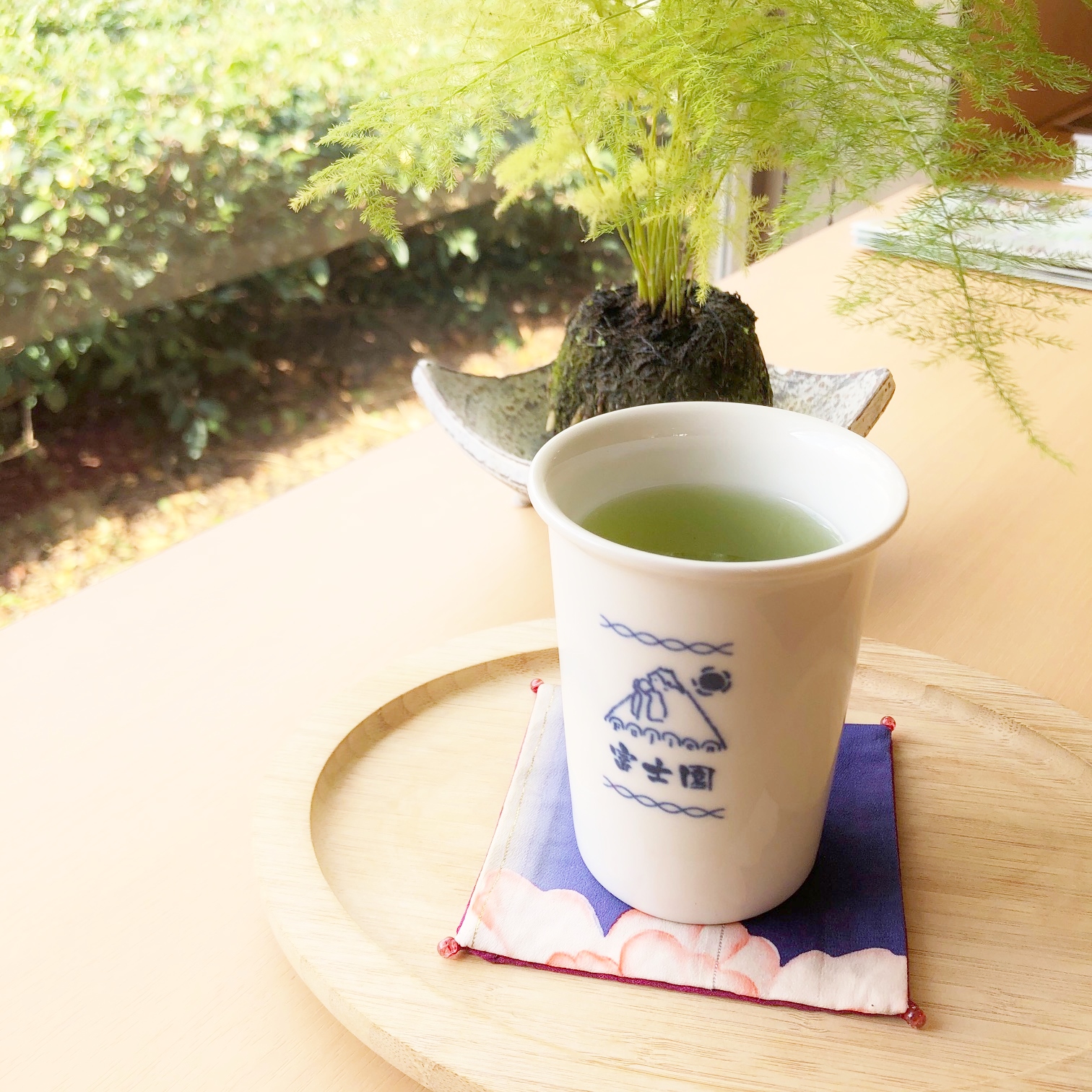 いれたての日本茶をテイクアウト