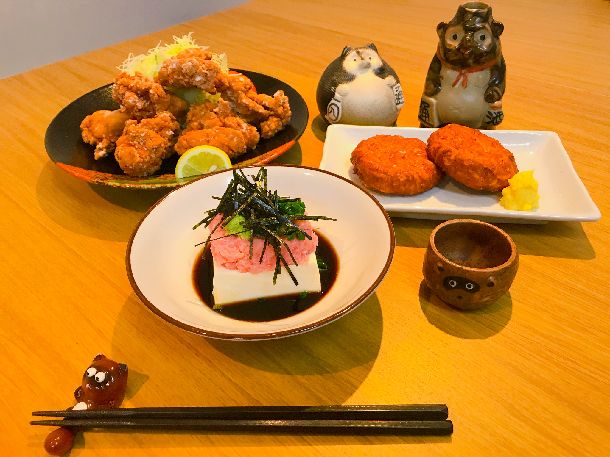 さつま揚げ、タタキヤッコ、鳥の唐揚げ