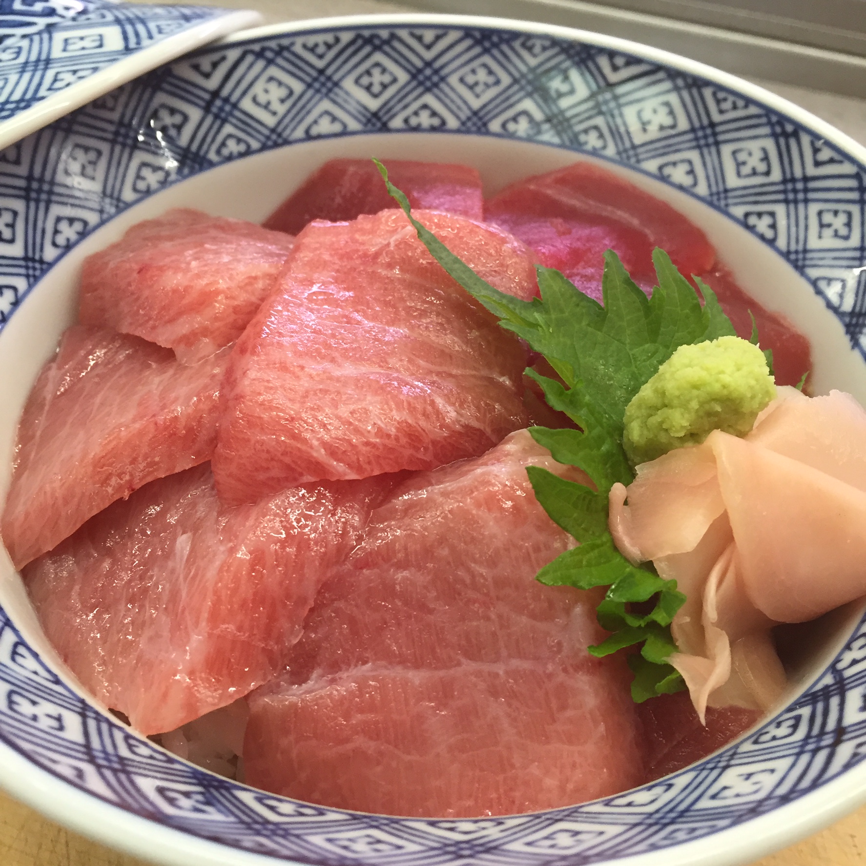 ミナミマグロの鉄火丼です