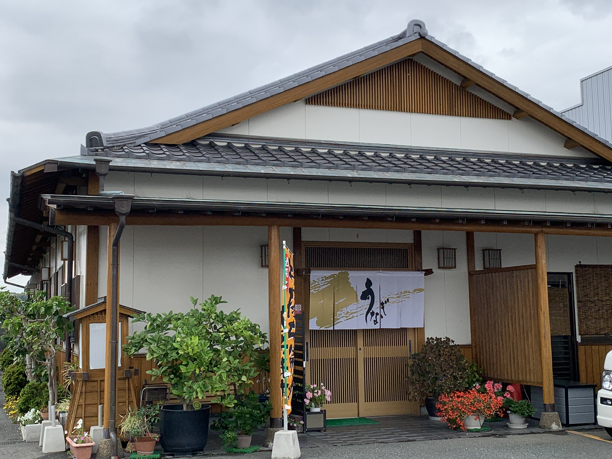 落ち着いた雰囲気の店です。
お子様大歓迎