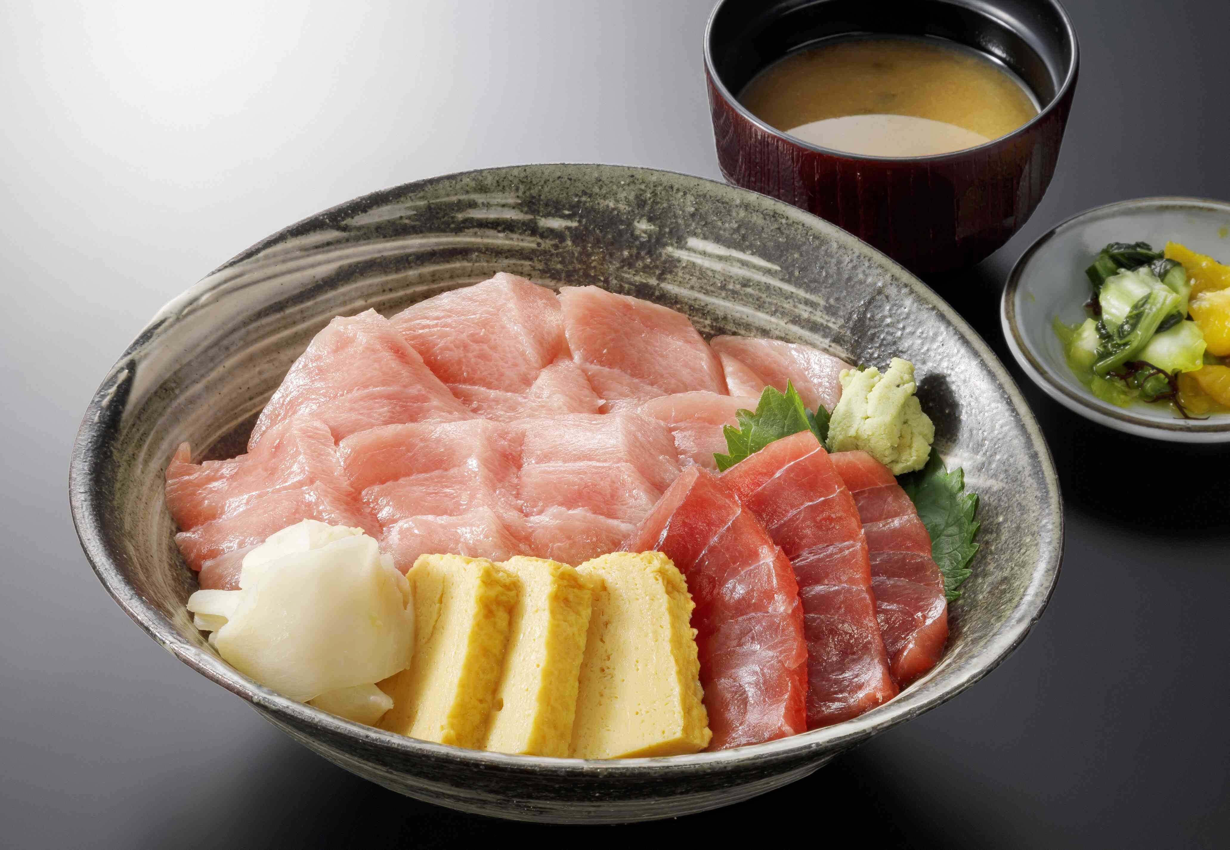 特選まぐろ丼(当店一押し)