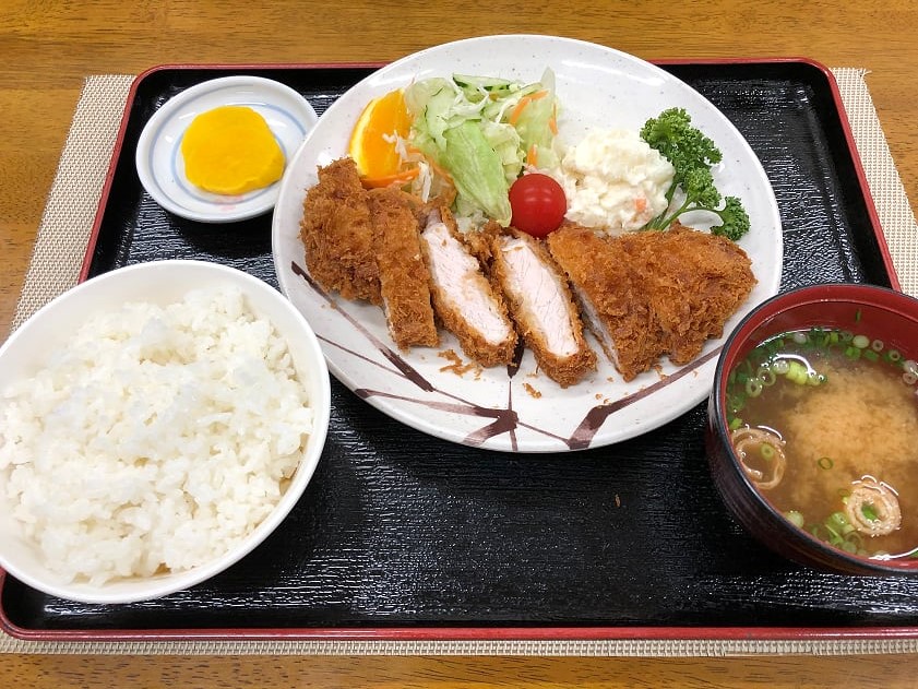 とんかつ定食