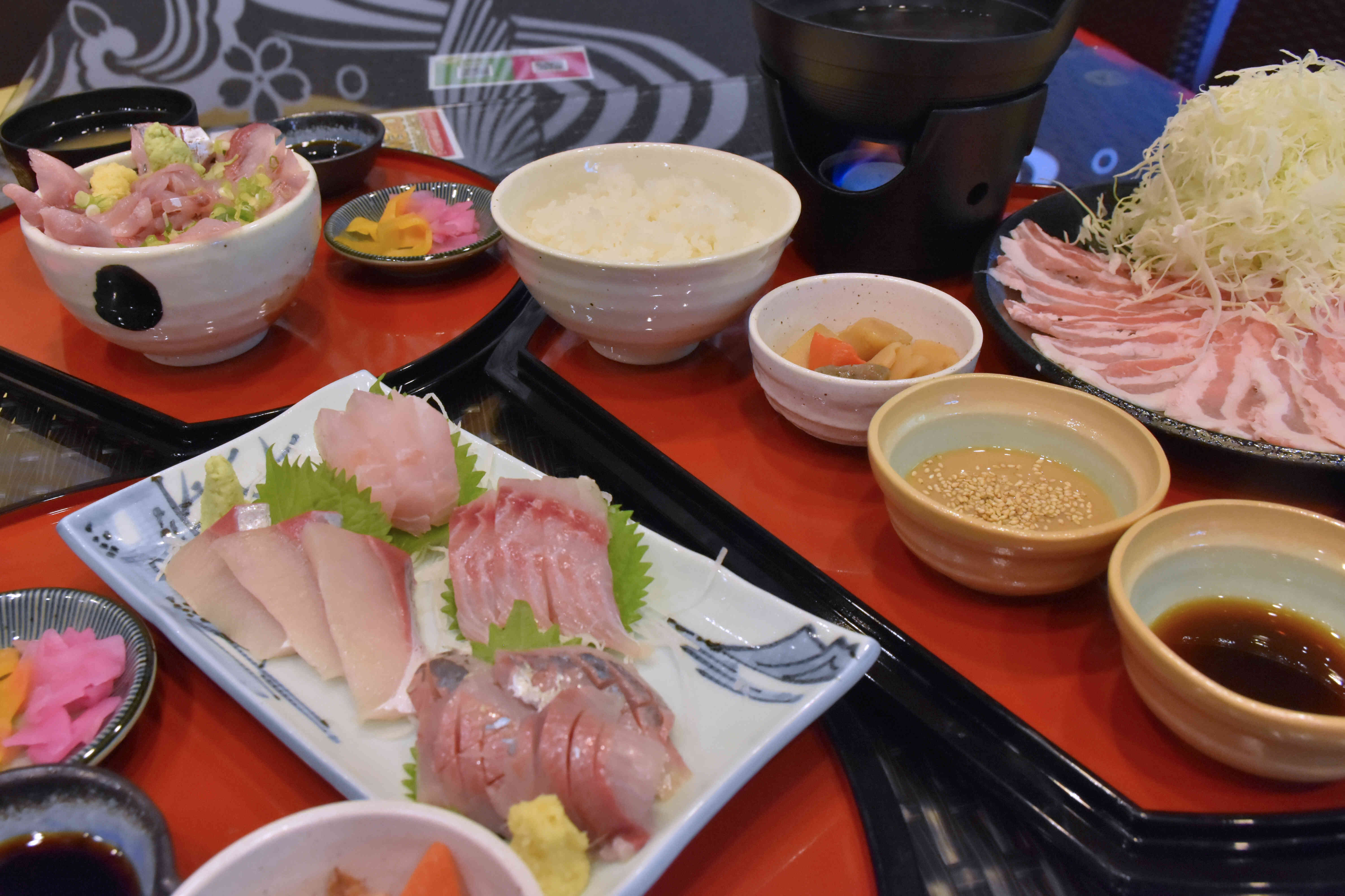 「お刺身膳」など伊豆の食が楽しめる