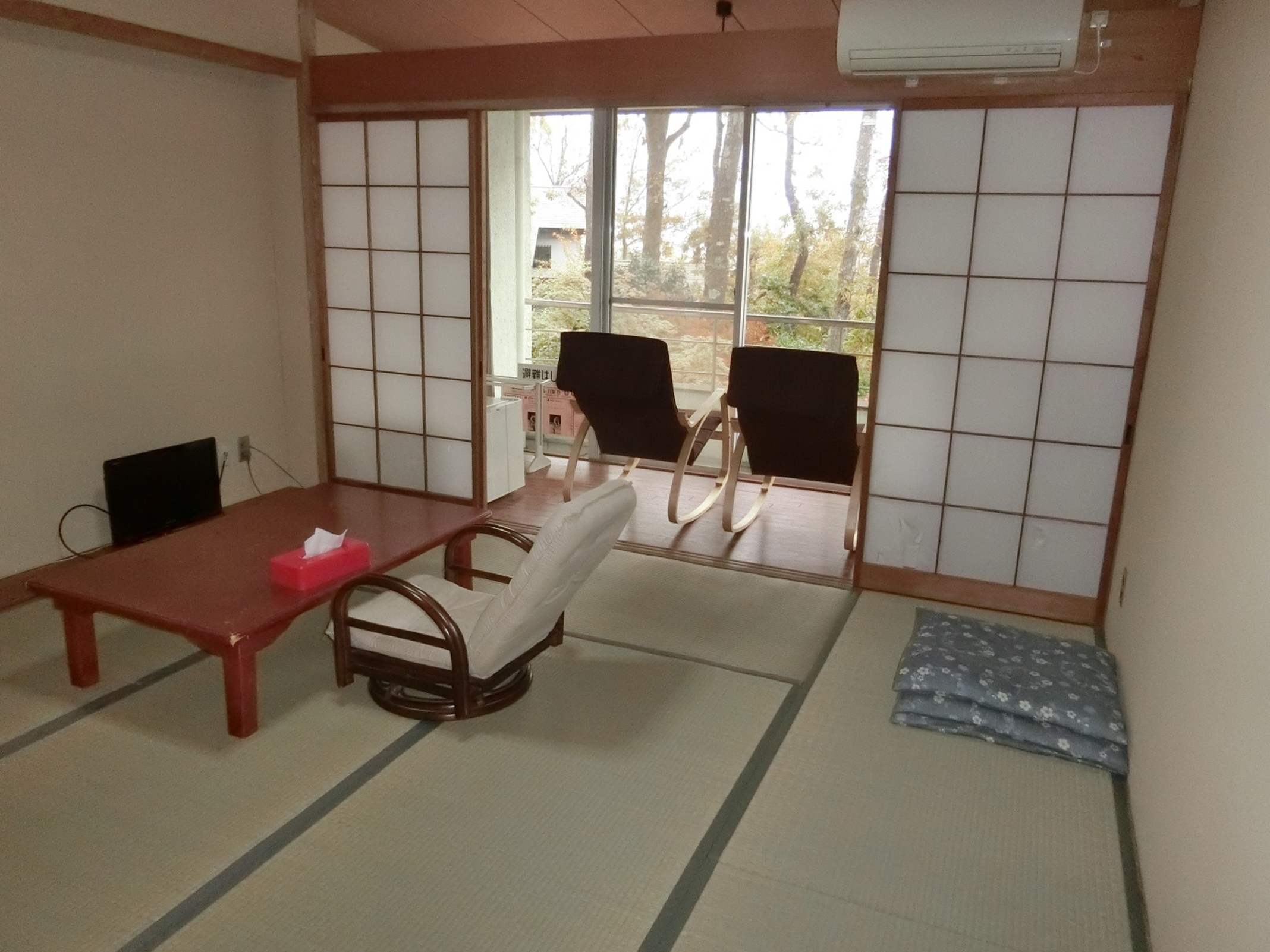 部屋は全和室タイプです。おくつろぎください。
