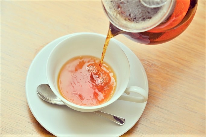 紅茶は数種類の和紅茶をご用意しております。