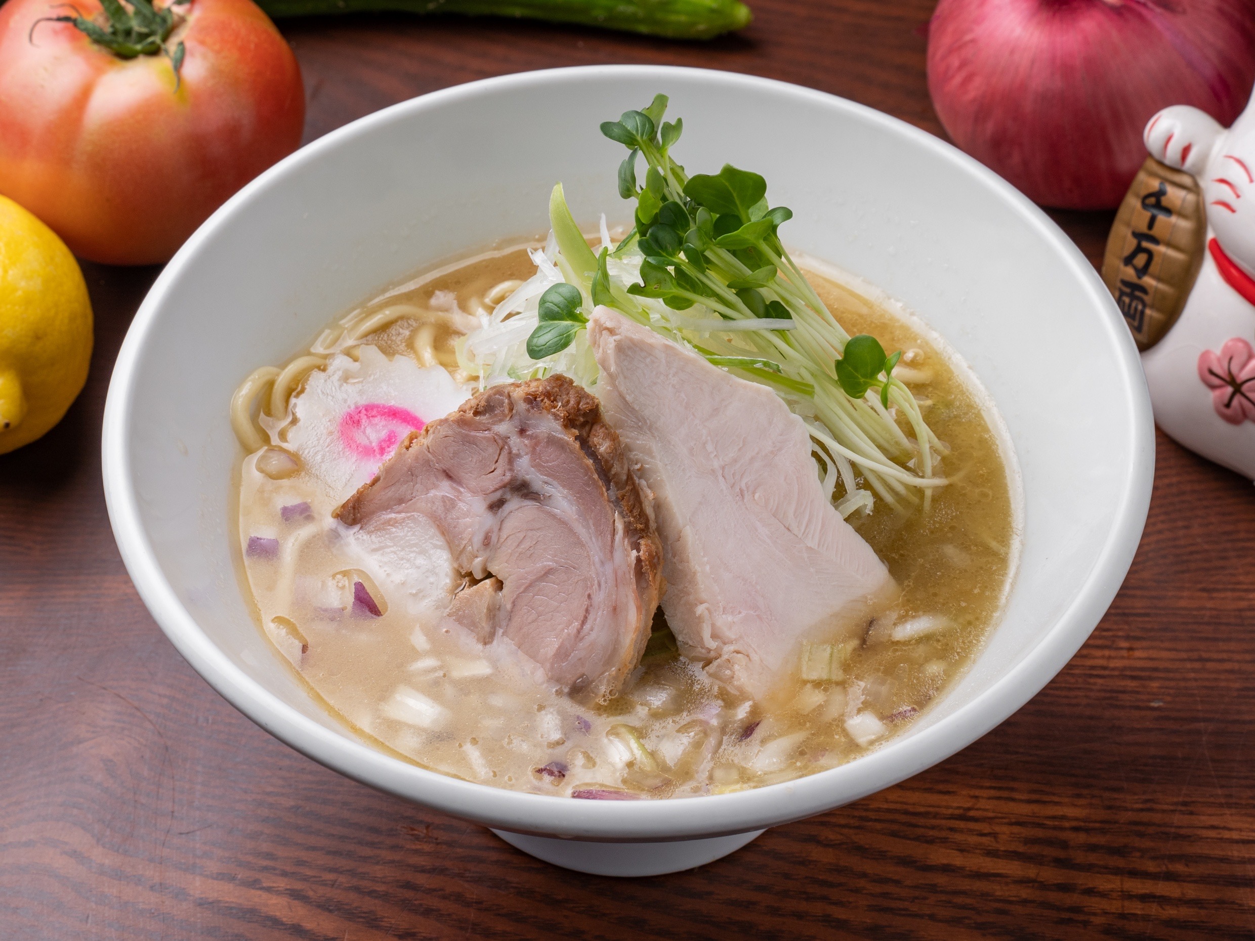 鶏白湯ラーメン