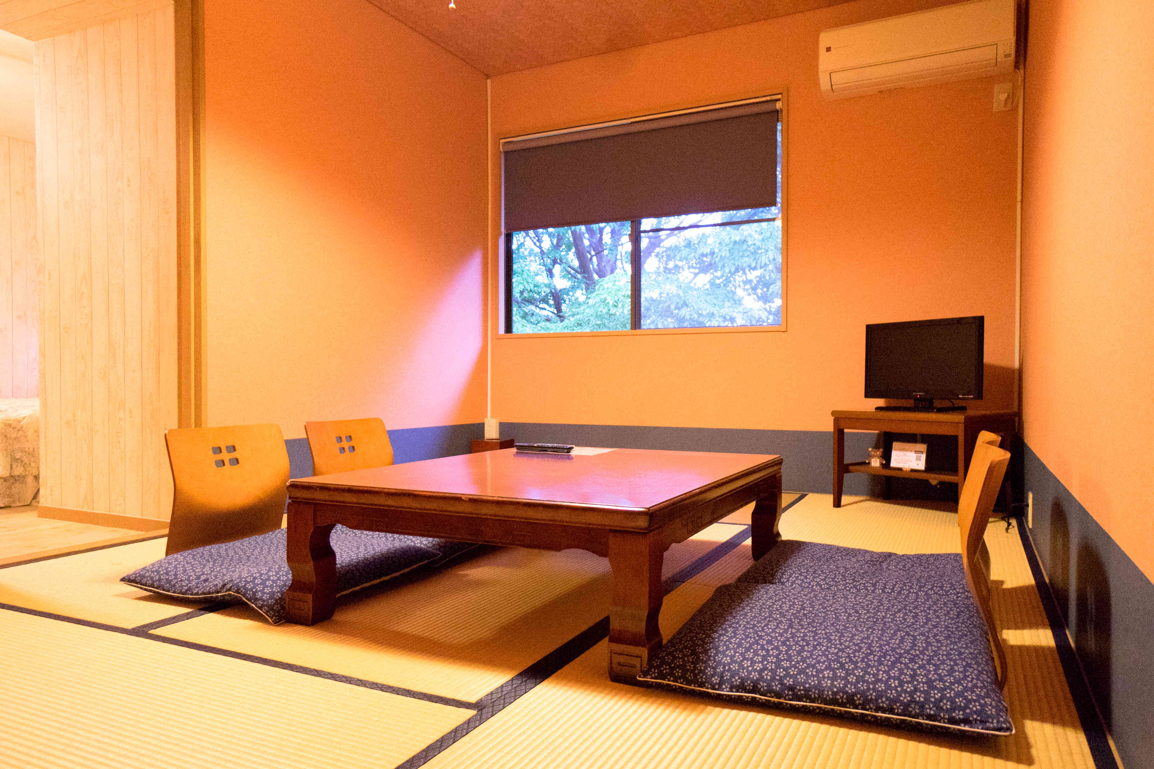 和洋室の和室　６名様まで泊まれる人気のお部屋です