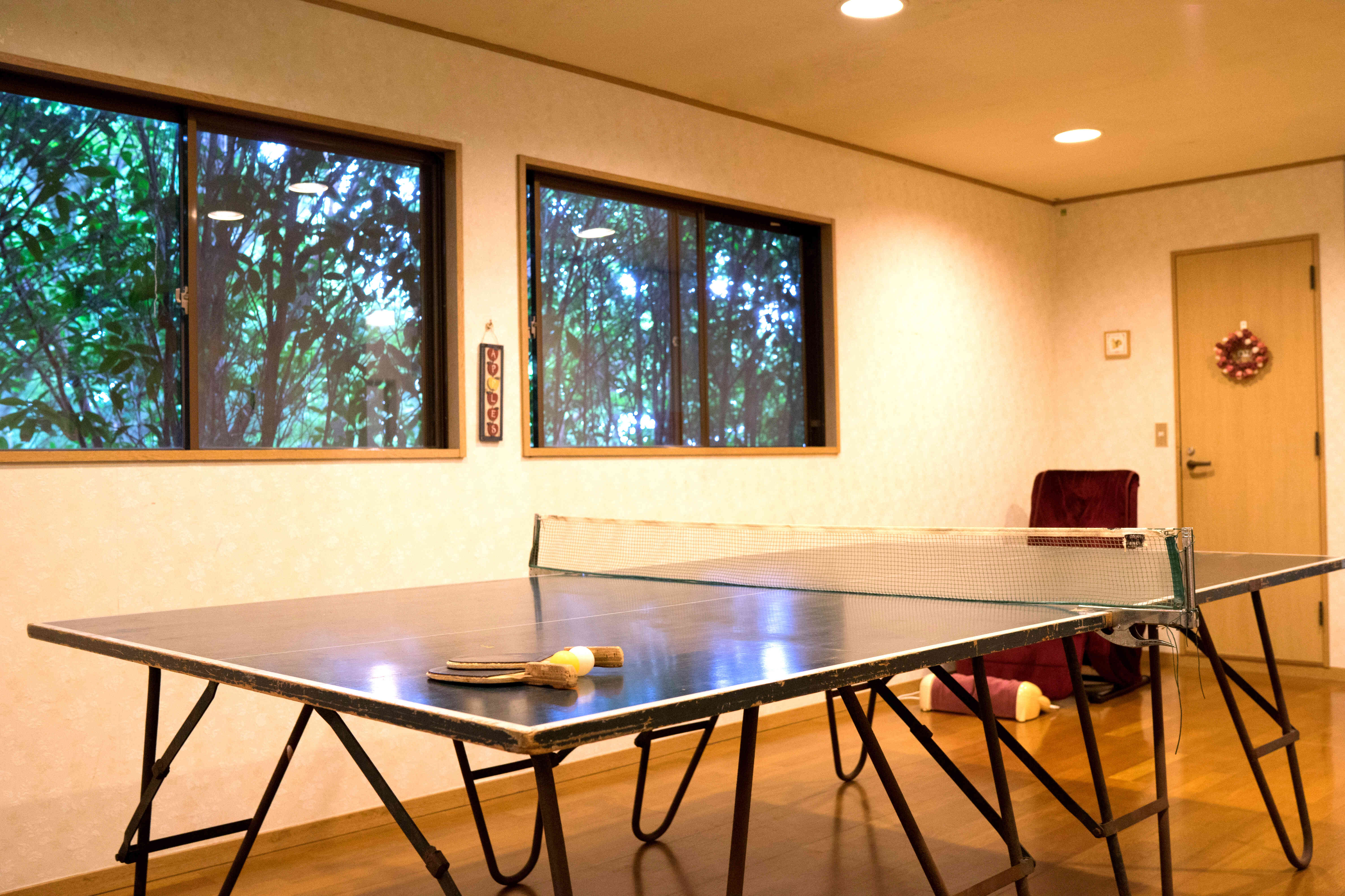温泉棟にある卓球で、日頃の運動不足も解消♪