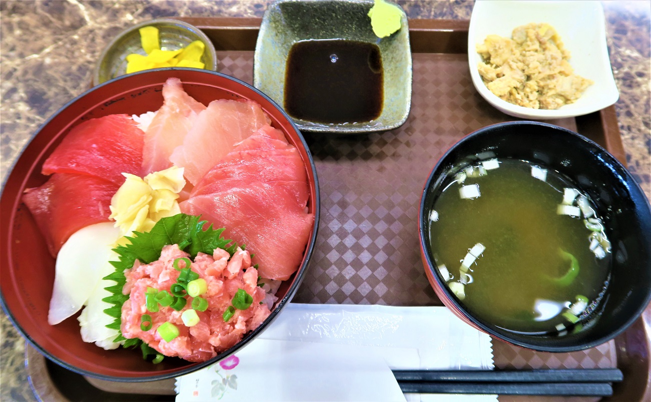 海鮮丼