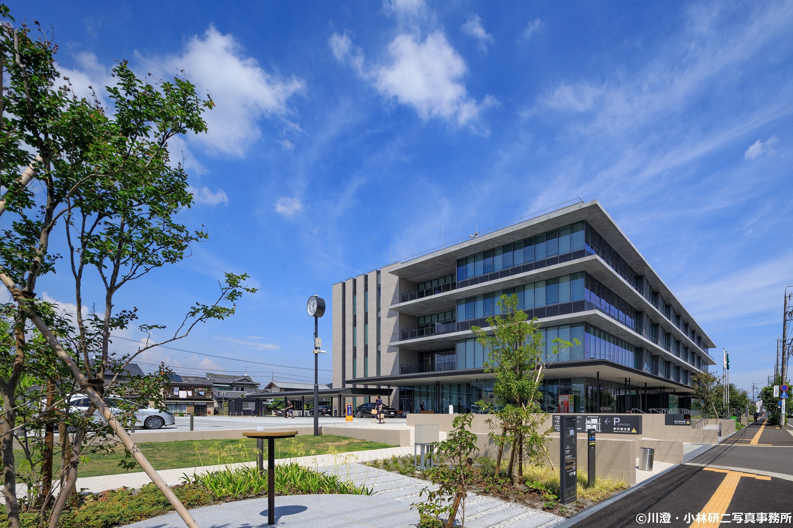 島田市庁舎とイベント広場「帯モール」