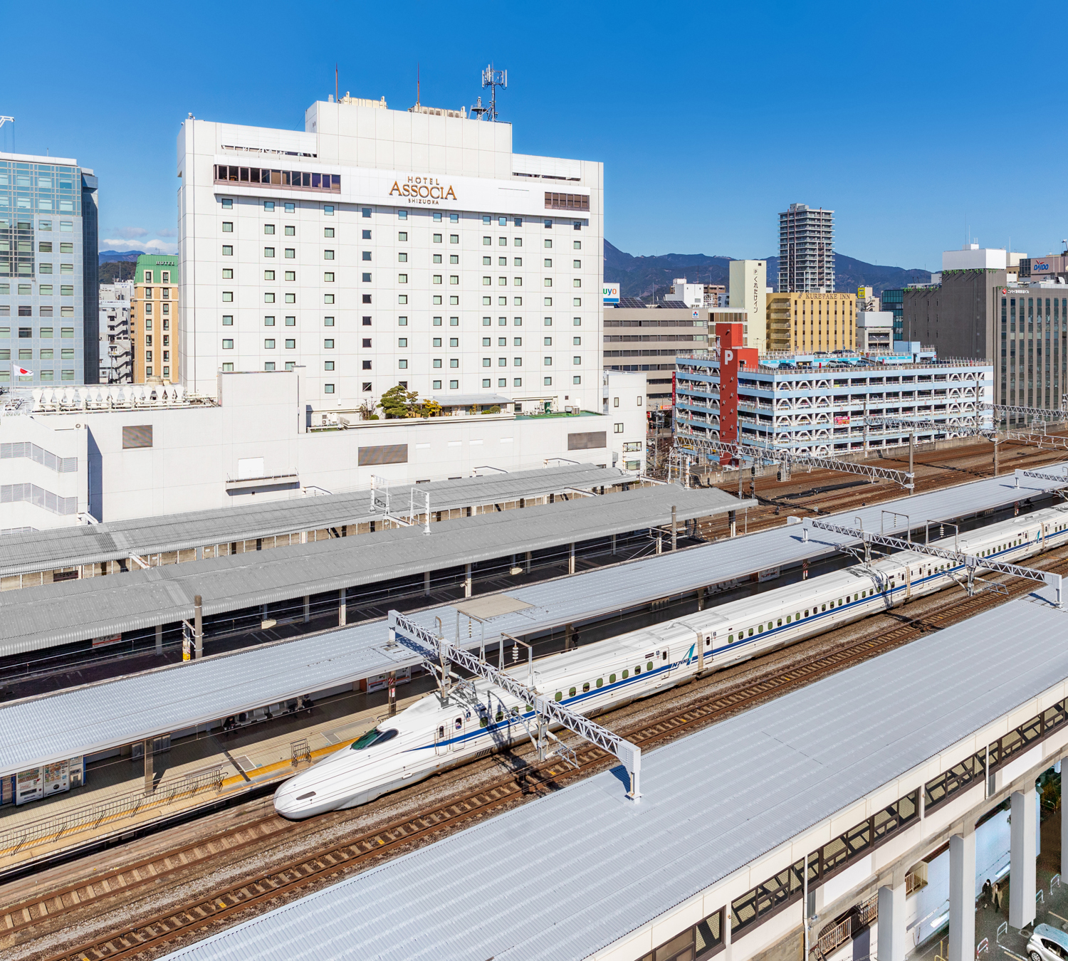 JR静岡駅より徒歩1分