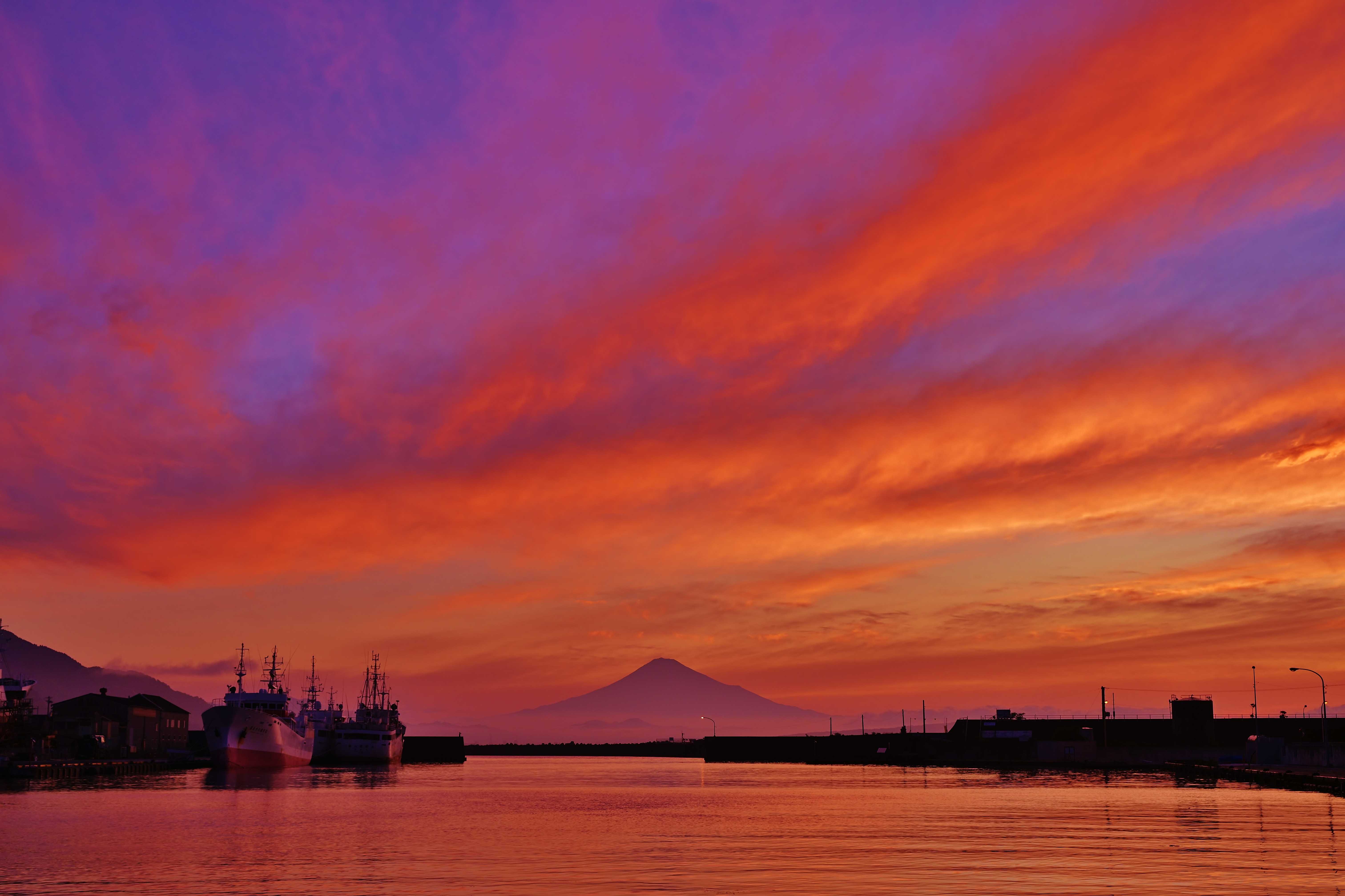 夜明けのドラマ
