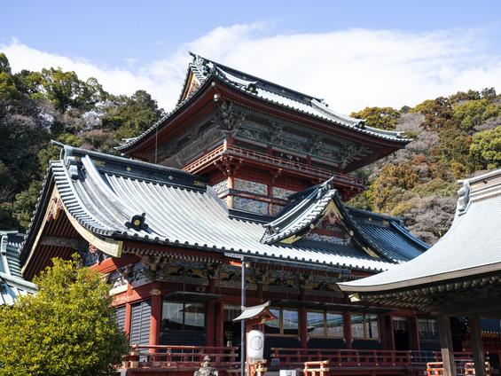 徳川家康が崇敬した、静岡浅間神社。56柱もの神様を祀る駿河国総社