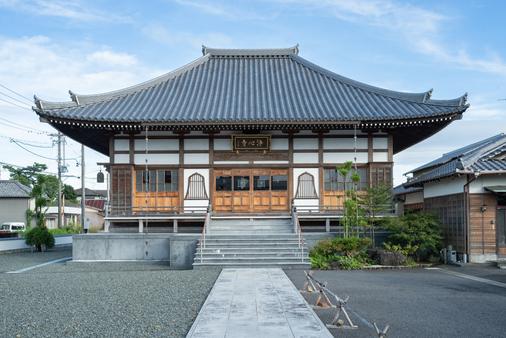 1624年開創の浄心寺。本堂は2016年に改修。260年ぶりの一大事業でした