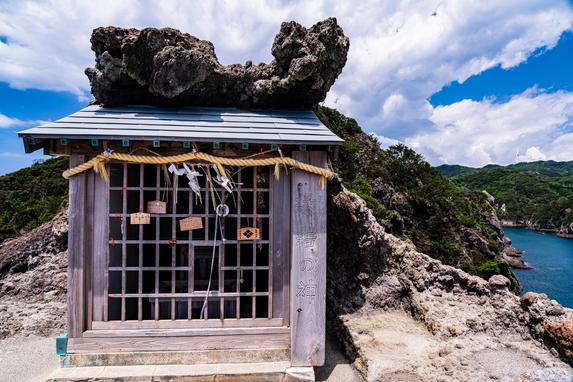 熊野神社の祠