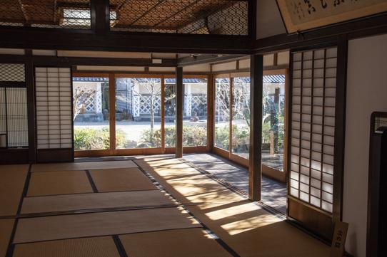 明るく、眺めもいい武士の部屋