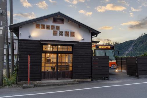 バスに泊まる「ばすてい」で特別な時間を過ごして