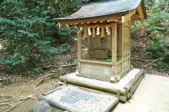 事任八幡宮の本宮