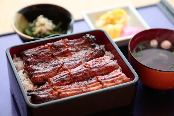 浜名湖に来たら、必ず食べて