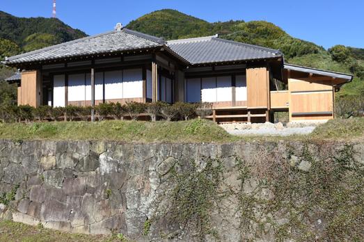 史跡小島陣屋跡を徹底解説！復原された書院見学とアクセス・駐車場情報まで