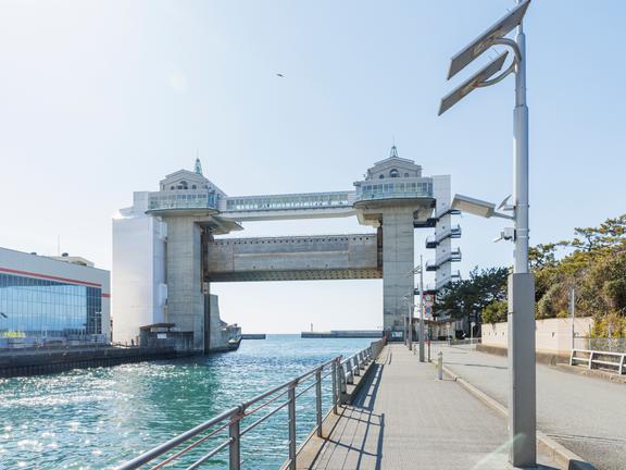 沼津港（沼津港大型展望水門「びゅうお」）