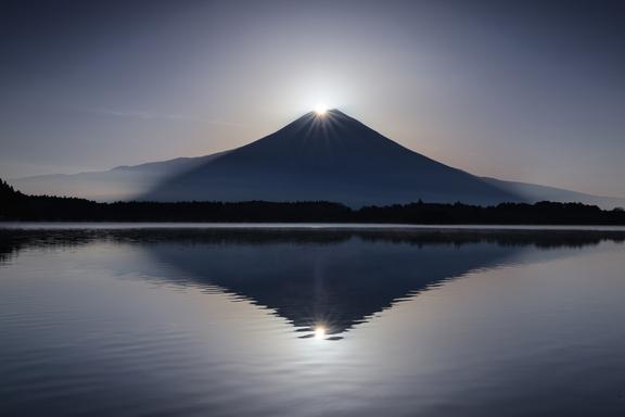 【しずおか富嶽三十六景】18景 田貫湖（ダイヤモンド富士）
