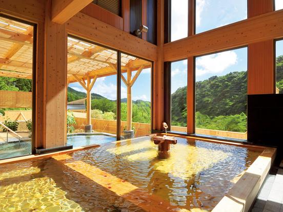 飲泉、自家源泉かけ流しの秘湯　観音温泉