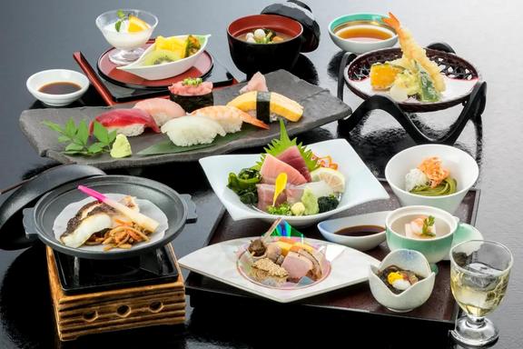 懐石料理のお食事